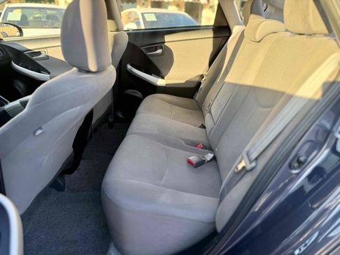 Used 2015 Toyota Prius Two FWD image 14