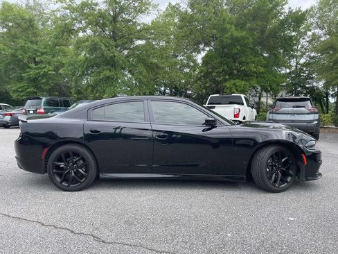 Used 2022 Dodge Charger R/T w/ Plus Group RWD image 2