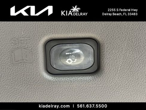 Used 2019 Lincoln Nautilus Reserve FWD image 9