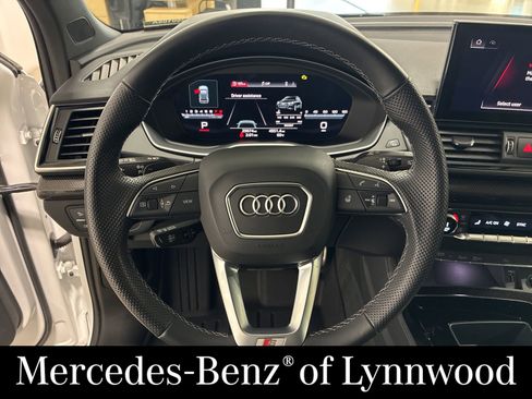 Used 2023 Audi SQ5 Premium Plus w/ Premium Plus Package image 8