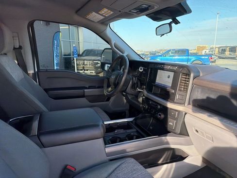 Used 2024 Ford F250 XLT w/ FX4 Off-Road Package AWD/4WD image 29