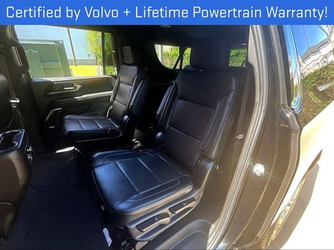 Used 2025 GMC Yukon XL Denali AWD/4WD image 34