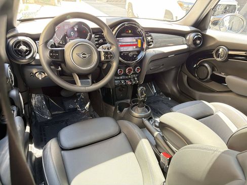 Certified 2023 MINI Cooper S FWD image 8