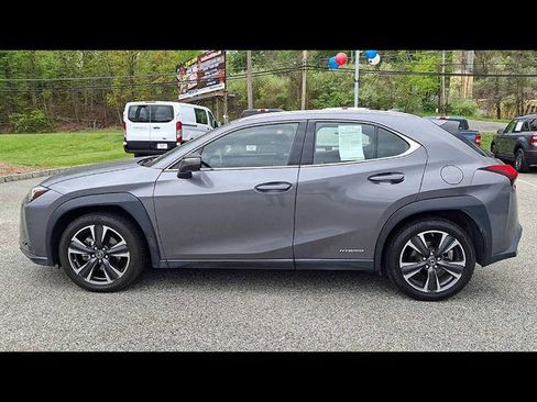 Used 2019 Lexus UX 250h w/ Premium Package AWD/4WD image 5
