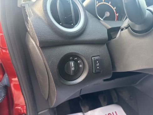 Used 2019 Ford Fiesta SE image 16