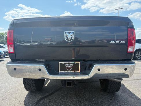 Used 2017 RAM 2500 Tradesman w/ Chrome Appearance Group AWD/4WD image 5