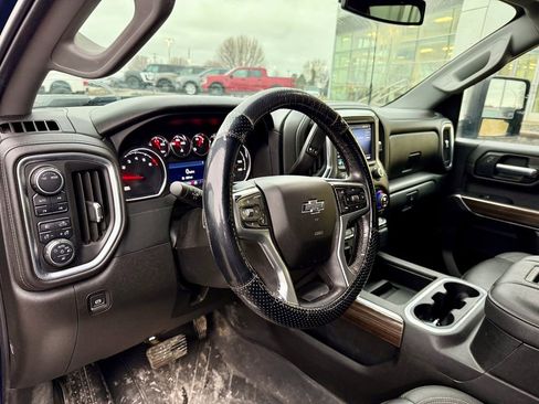 Used 2022 Chevrolet Silverado 2500 LT w/ Z71 Sport Edition image 9