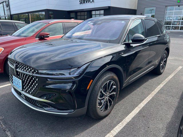 Used 2025 Lincoln Nautilus Premier AWD/4WD image 1