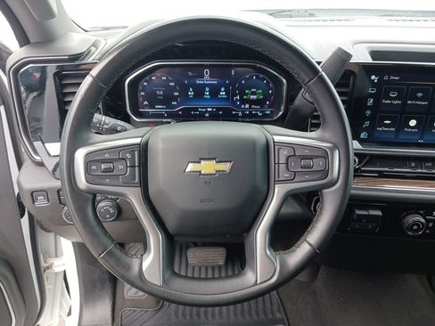 Used 2024 Chevrolet Silverado 2500 LT image 15