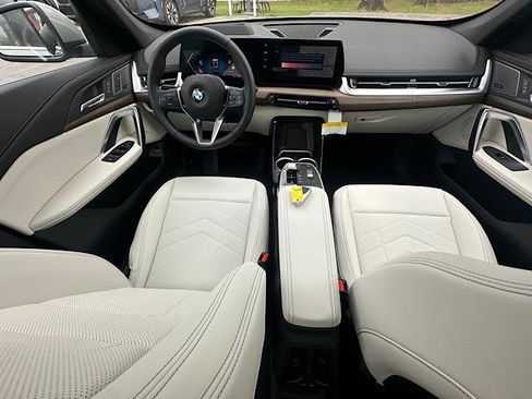 New 2026 BMW X1 xDrive28i w/ Technology Package image 6