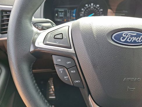 Used 2024 Ford Edge SEL w/ Convenience Package AWD/4WD image 21