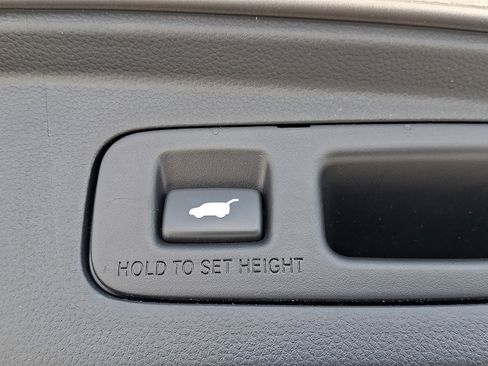 Certified 2023 Honda CR-V EX-L image 31