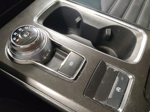 Used 2018 Ford Fusion SE w/ Fusion SE Technology Package image 26