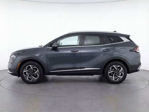 Used 2025 Kia Sportage LX FWD image 5