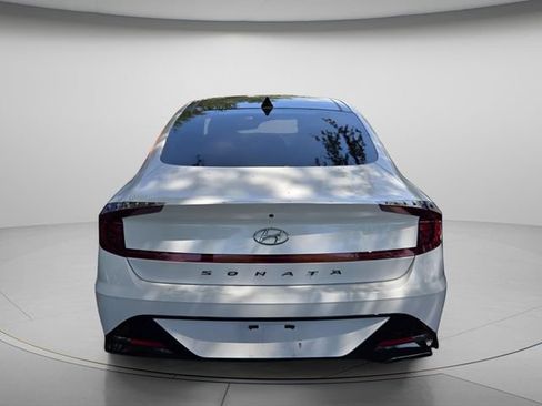 Used 2023 Hyundai Sonata SEL w/ Convenience Package FWD image 5