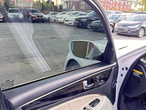 Used 2014 Hyundai Equus Ultimate image 13