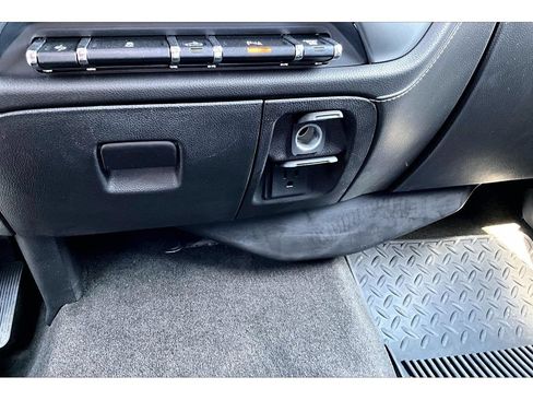 Used 2017 Chevrolet Silverado 3500 LTZ w/ Duramax Plus Package AWD/4WD image 16