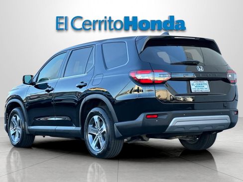 Certified 2025 Honda Pilot EX-L image 5
