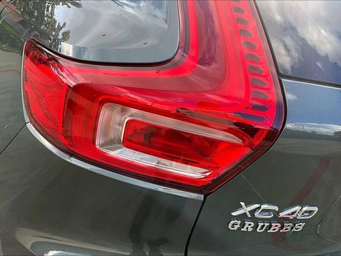 New 2026 Volvo XC40 B5 Plus w/ Protection Package Premier image 43