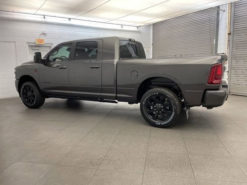 New 2026 RAM 2500 Laramie AWD/4WD image 8