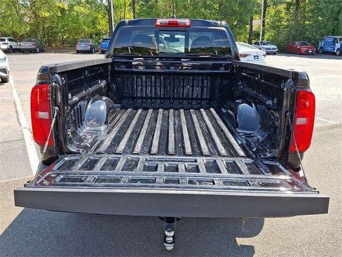 Used 2022 Chevrolet Colorado Z71 image 22