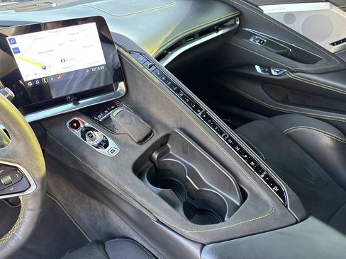 Used 2020 Chevrolet Corvette Stingray Premium Cpe w/ 3LT Preferred Equipment Group image 23