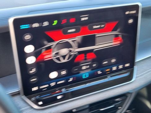 New 2026 Volkswagen Tiguan S image 16