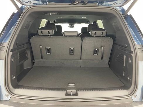 New 2026 Chevrolet Traverse LT w/ Driver Confidence Package AWD/4WD image 13