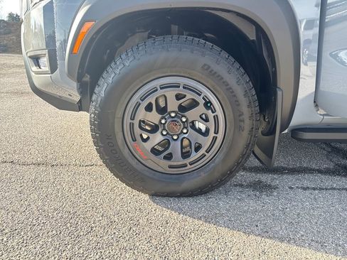 New 2026 Nissan Frontier PRO-4X w/ Pro Premium Package AWD/4WD image 28