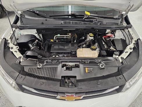 Used 2020 Chevrolet Trax LS w/ Tint and Cruise Package AWD/4WD image 36