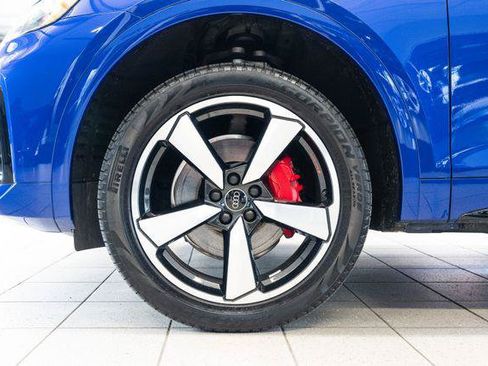Certified 2024 Audi Q5 2.0T Premium Plus w/ Premium Plus Package AWD/4WD image 7