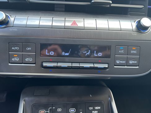 Used 2026 Hyundai Kona Limited AWD/4WD image 31