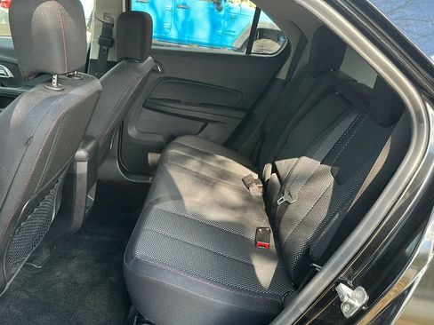 Used 2017 Chevrolet Equinox LT w/ Convenience Package image 18