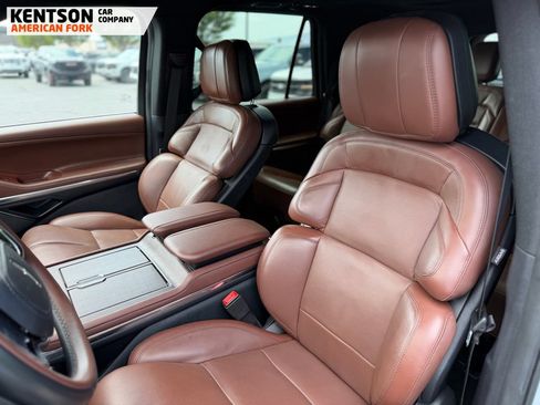 Used 2025 Lincoln Navigator Reserve AWD/4WD image 25