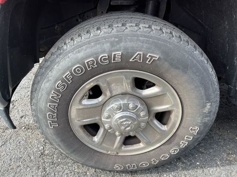 Used 2020 RAM 2500 Tradesman image 2