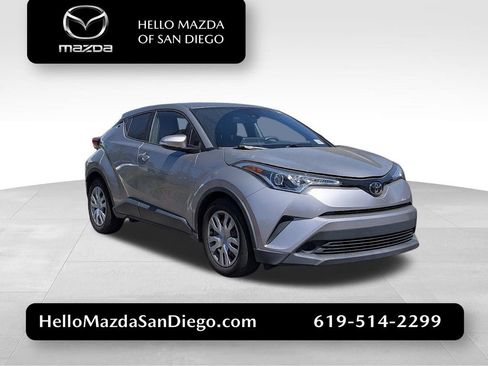 Used 2019 Toyota C-HR LE image 1