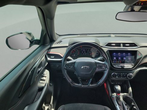 Used 2021 Chevrolet TrailBlazer RS w/ Sun and Liftgate Package FWD image 7