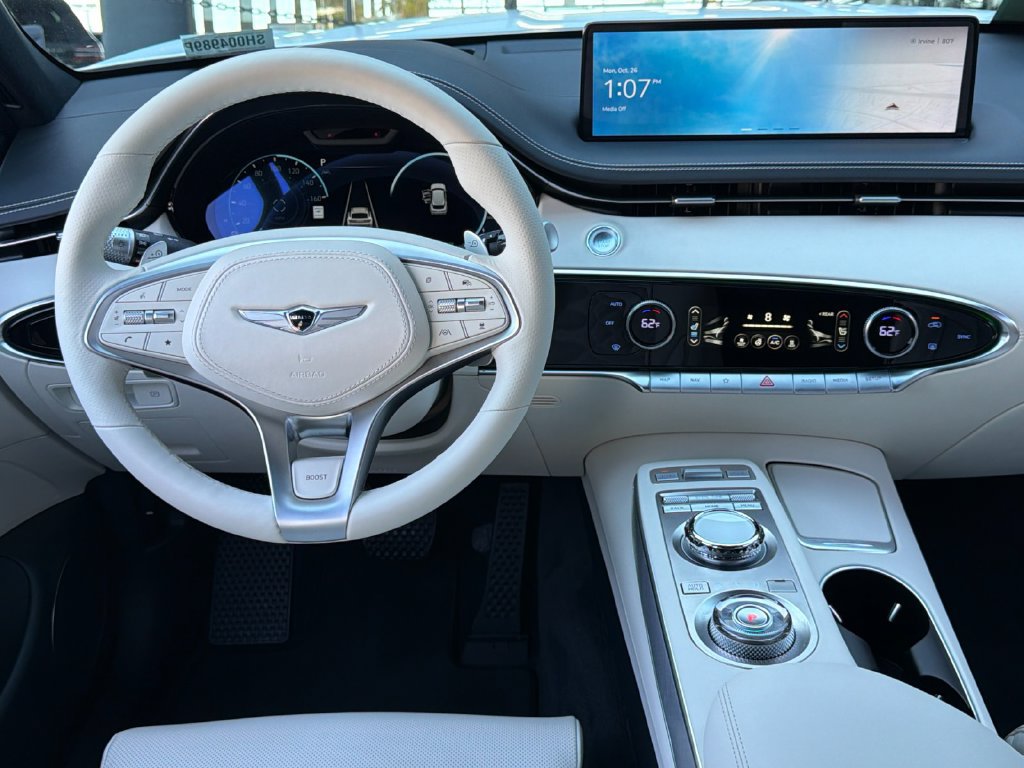 Used 2025 Genesis Electrified GV70 w/ Prestige Package AWD/4WD image 15