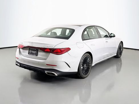 Used 2024 Mercedes-Benz E 350 4MATIC Sedan w/ MBUS Superscreen Package image 7