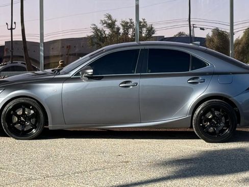 Used 2020 Lexus IS 350 F Sport w/ F Sport Package image 4