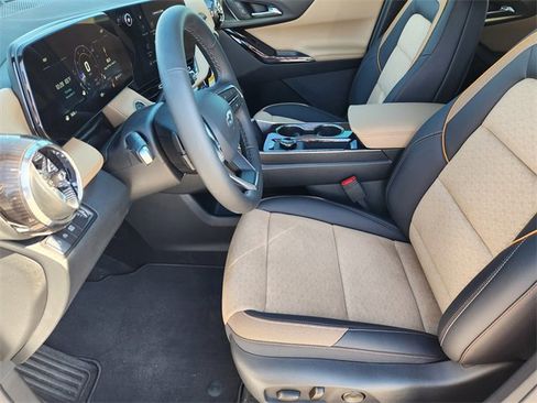 New 2026 Chevrolet Equinox ACTIV w/ Convenience Package III image 14