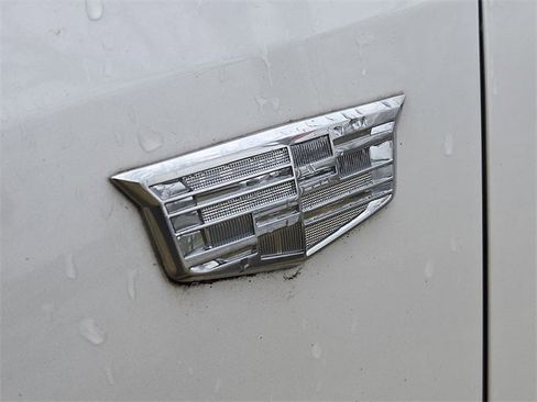 Certified 2023 Cadillac XT5 Premium Luxury image 7