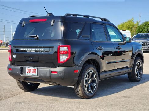 New 2026 Ford Bronco Sport Outer Banks AWD/4WD image 4