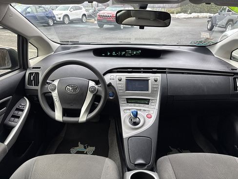 Used 2012 Toyota Prius Two image 32