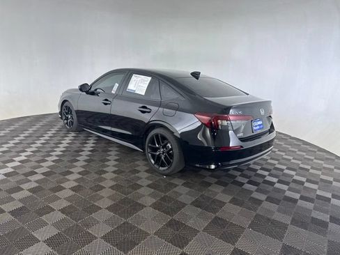 Certified 2025 Honda Civic Sport image 9