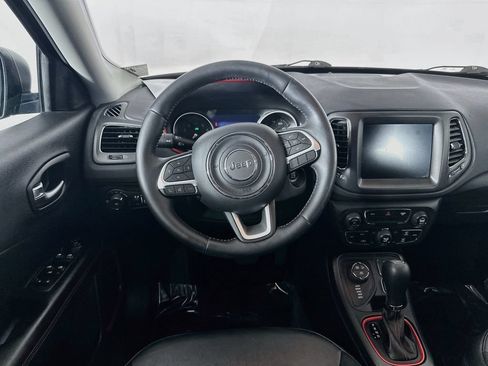 Certified 2019 Jeep Compass Trailhawk w/ Cold Weather Group AWD/4WD image 28