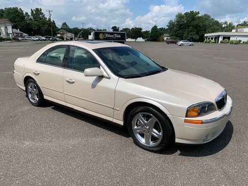 Used 2001 Lincoln LS RWD image 12