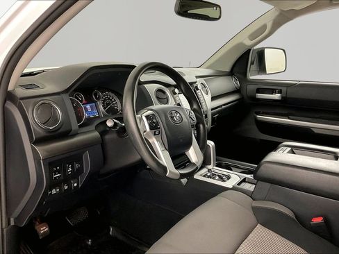 Used 2017 Toyota Tundra SR5 w/ TRD Off Road Package image 16