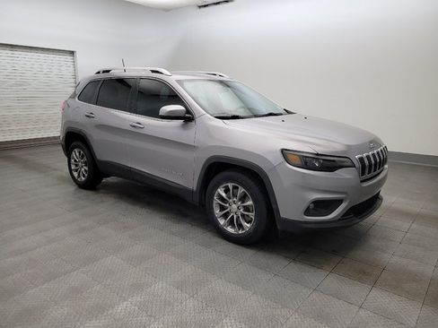Used 2020 Jeep Cherokee Latitude Plus FWD image 11