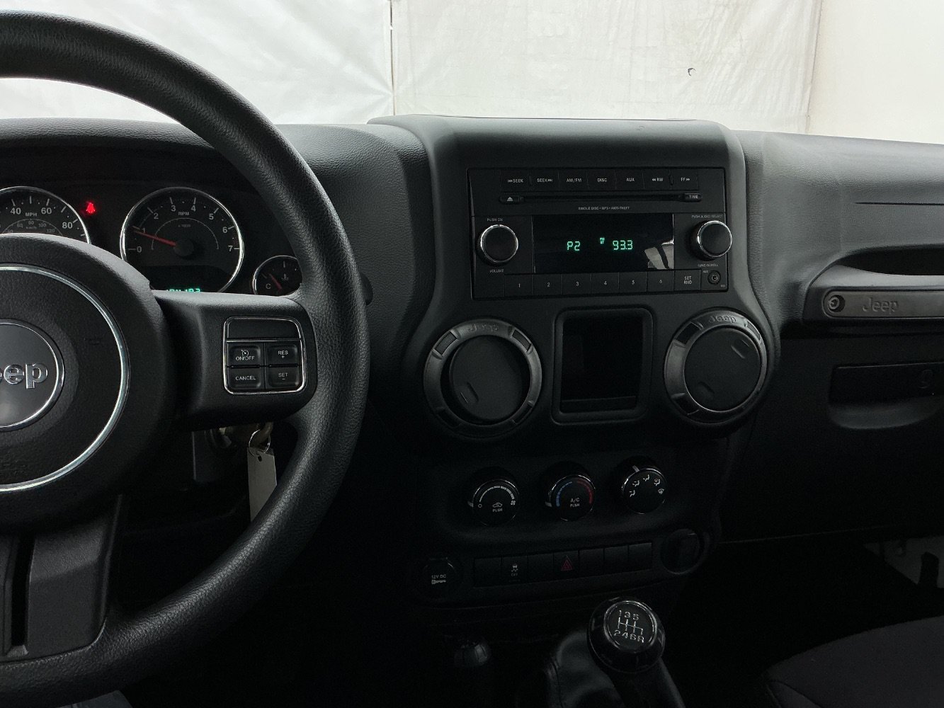 Used 2013 Jeep Wrangler Unlimited Sport AWD/4WD image 33
